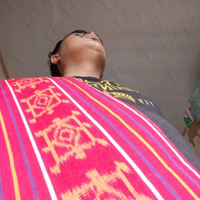 Syal Bekabuluh Karo Motif Tapak Sulaiman Selendang