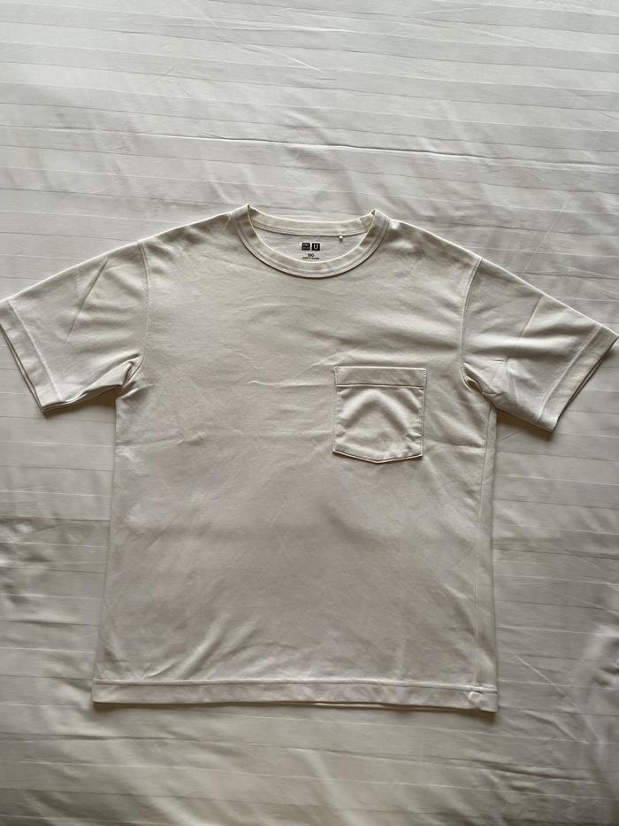 Kaos Anak UNIQLO U 160 – Putih Pocket Tee | T-Shirt Putih Anak Laki/Perempuan Casual