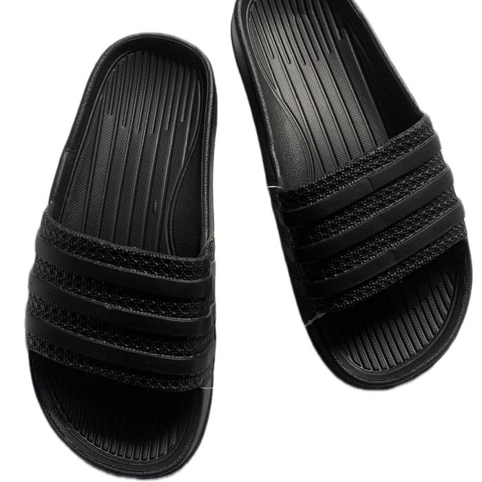 Sandal slop pria plosan warna hitam dengan bahan yang super mpuk size 39/40