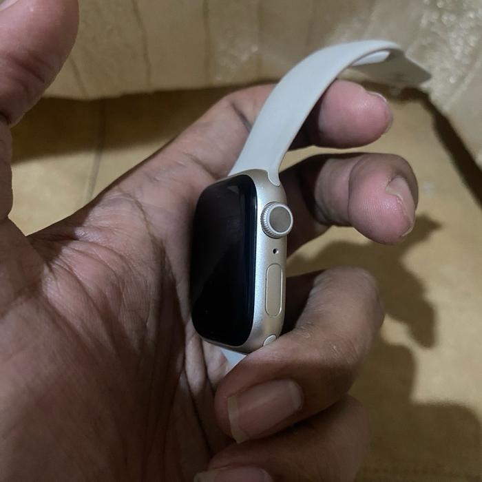 apple watch 9 45mm  starlight