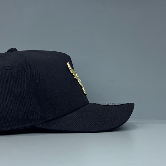 TOPI BASEBALL HITAM LOGO BESI BANTENG BESI GOLD