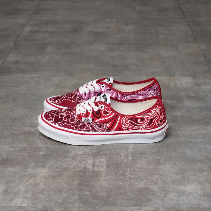 VANS VAULT OG AUTHENTIC LX "BEDWIN & THE HEARTBREAKERS" BANDANA RED