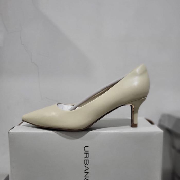 Urban n Co Sepatu Wanita Heels Sandal Wanita Flatshoes Wanita Model Terbaru Warna Cream