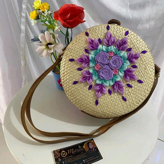 Tas Rotal bulat mix dengan tapis khas lampung dengan lebar 22cm Selempang Wanita