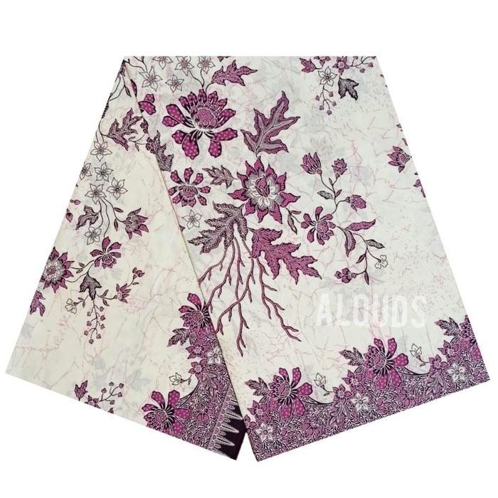 Kain Batik Pekalongan Katun Motif Bunga Sakura