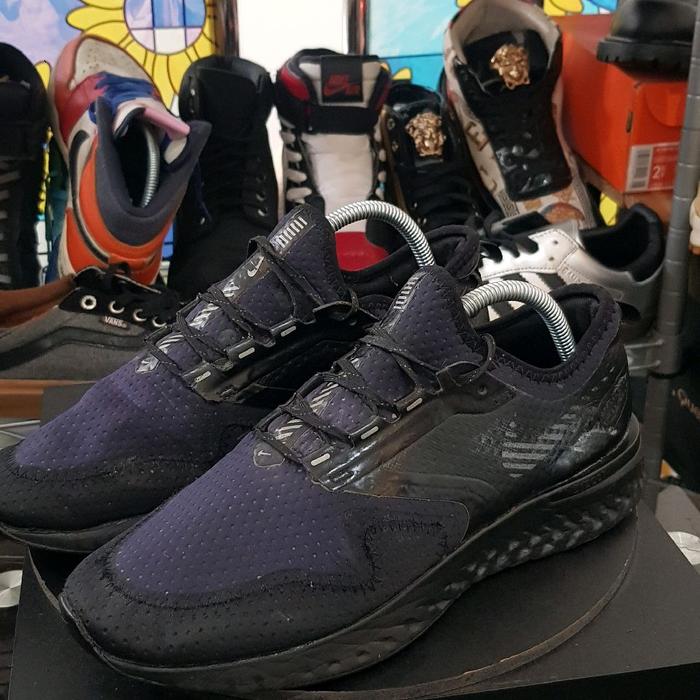 nike run utility shield model : odyssey react size 42