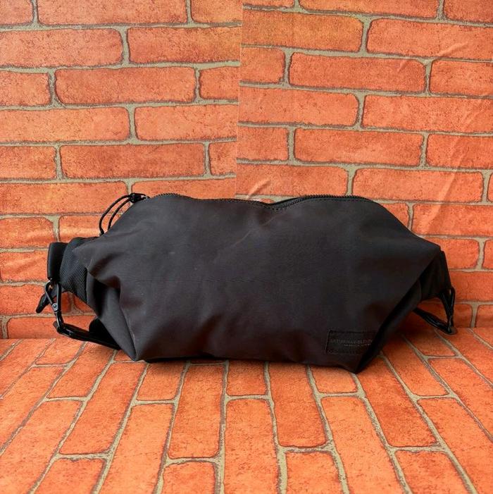 tas WB pria Saturday Eleven Brand Second 1mp0rt Tas wb Hitam berkualitas