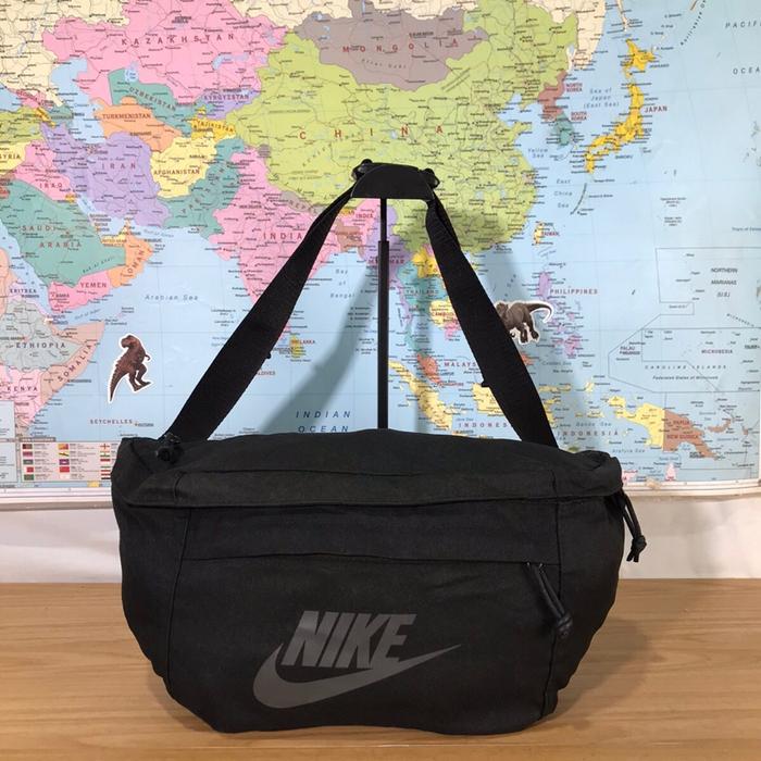 Nike tech hip pack tas waistbag