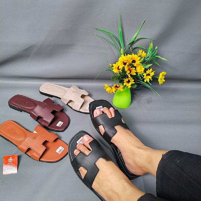 Sandal Flat Ala Hermes untuk Wanita Bahan Kulit Premium Model Simple Elegan Size 37-40 Include Paper