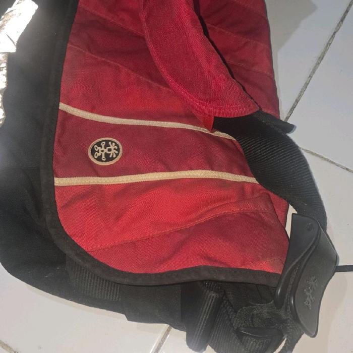 CRUMPLER THE BARNEY RUSTLE BLANKET Selempang Pria
