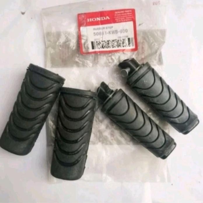 POSTEP DEPAN BELAKANG REVO ABSOLUTE,BLADE REPSOL.
