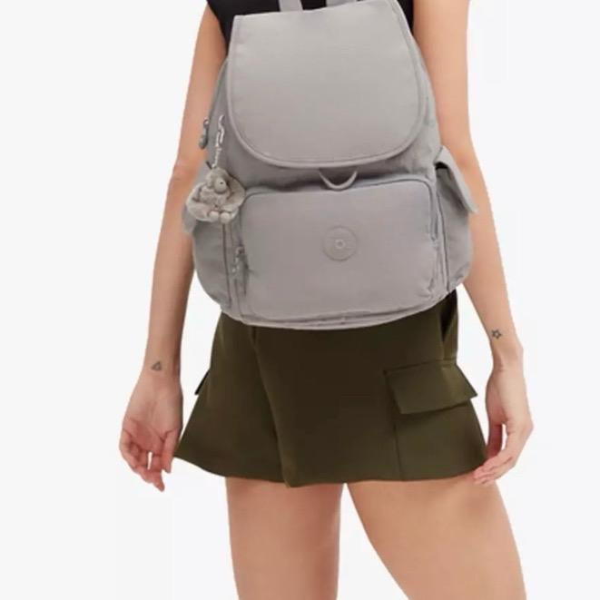 KIPLING City Pack Grey Gris S Backpack Small untuk Wanita Tas Ransel Kecil dengan Desain Modern dan 