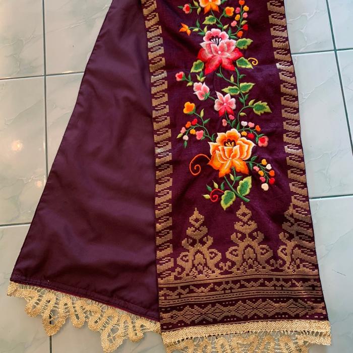 Salendang songket silungkang bordir kotogadang