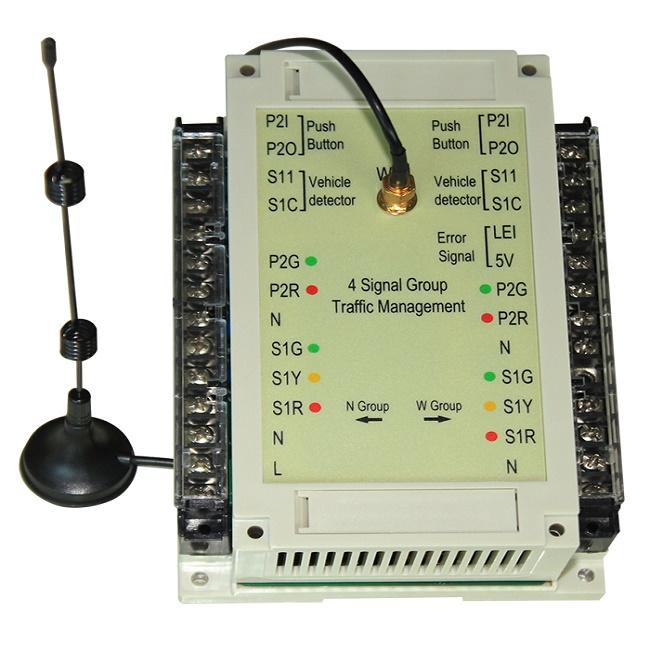 Intelligent traffic light controller for traffic safety