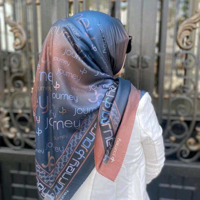 Hijab Journey Scarves RAINBOW WARNA NAVY