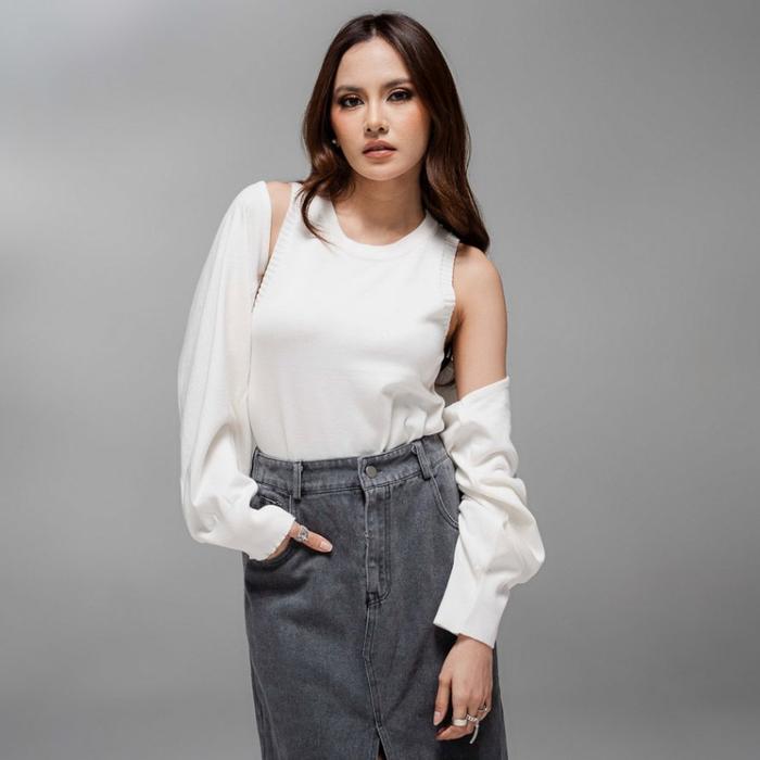 Mahalini X This Is April Atasan Wanita Sweater Rajut Kekinian Lengan Panjang Stage 02 Sweater