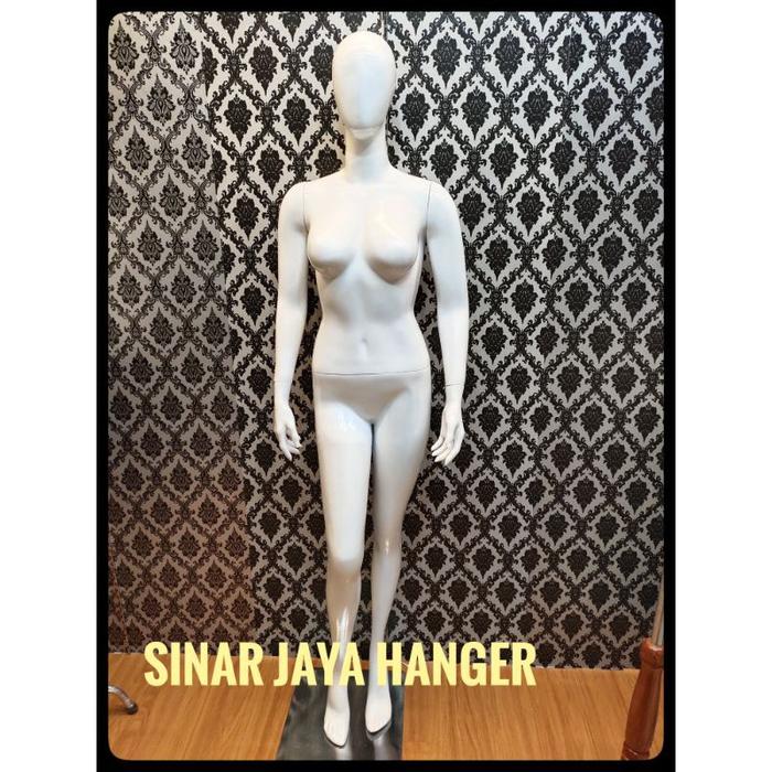 New manekin/patung Full body cewek elien putih jari karet