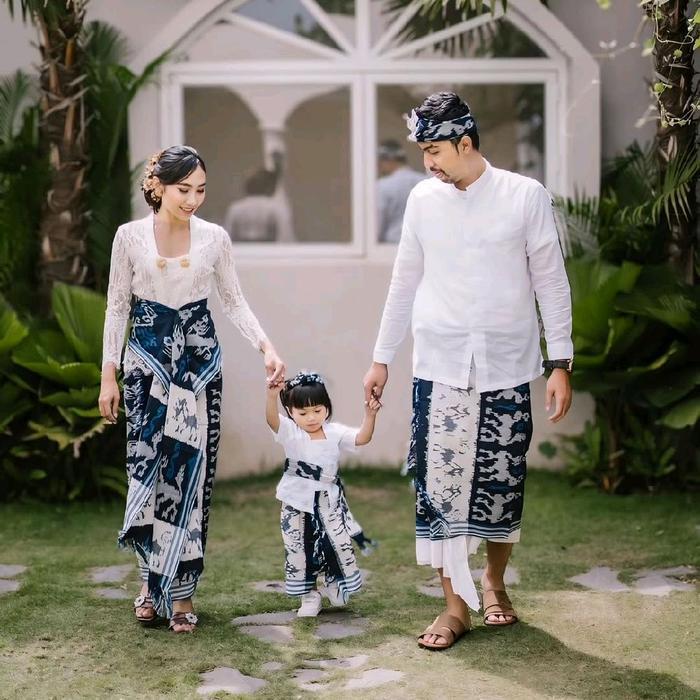 Set Couple Family Kamen Saput Udeng Blangket Anak Keluarga Katun Setelan Batik Custom Dewasa Kondang