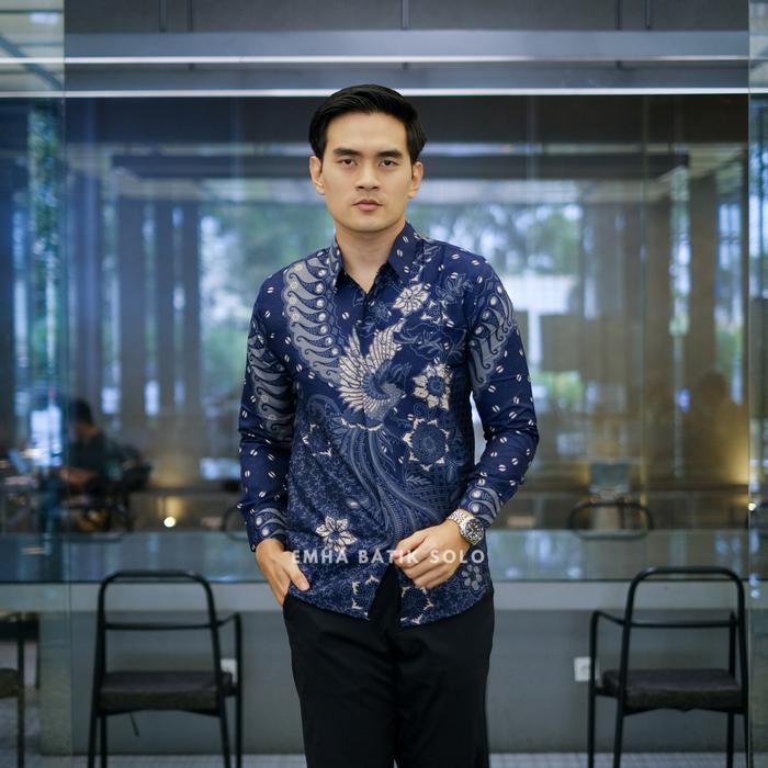 EMHA BATIK SOLO - KRESNA ROYAL BLUE | Kemeja Batik Pria Premium Lengan Panjang Slimfit Lapisan Furin