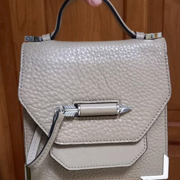 Preloved tas slingbag wanita, bahan kulit asli, M4CK4GE Mini Rubby Crossbody