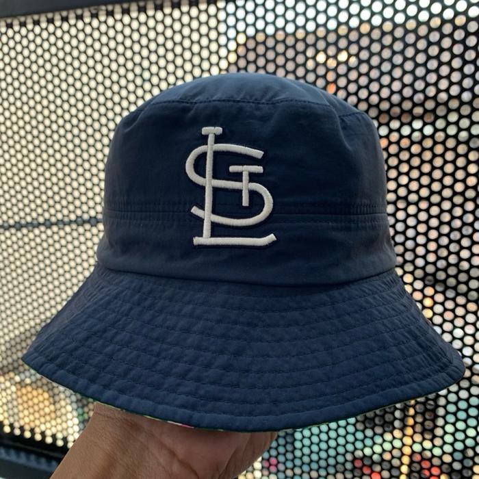 Topi bucket hat mlb st louis cardinals revesible