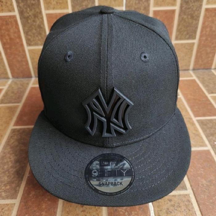 Topi New Era NY Metal Stack Neyyan Hitam 9FIFTY SNAPBACK dengan Logo Besi Klasik untuk Penggemar MLB