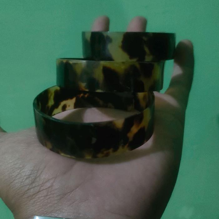 Gelang aksesoris kulit penyu original bracelet couples ttitanium berlian buatan rantai bunga