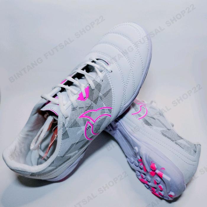 sepatu futsal dan mini soccer pria