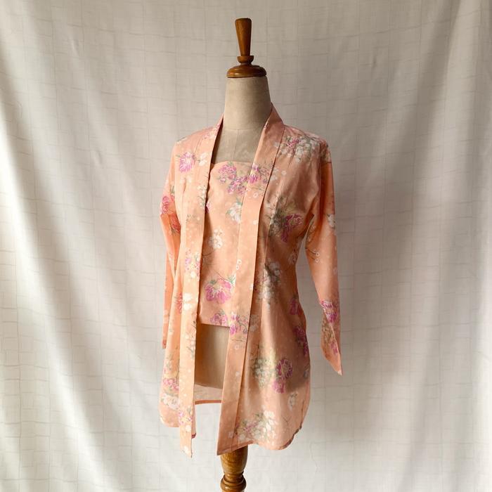 Loewes Kebaya Tunik Modern Kutu Jadul Bunga Floral Kutu Casual Lengan Panjang Vintage