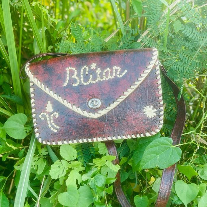 Tas amplop besar Selempang