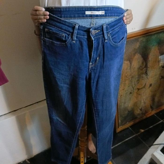 LEVIS 711 SKINNY SIZE 27 preloved