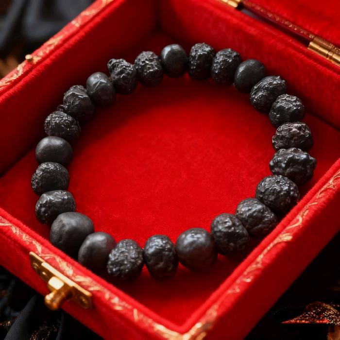 Gelang Black Natural Aura Brajamusti Textite Meteorite