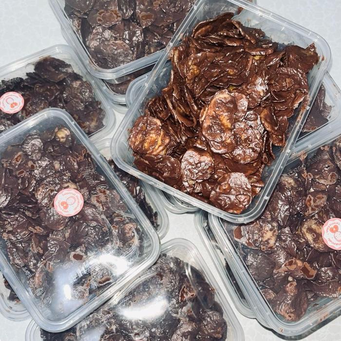 Keripik pisang coklat lumer gurih crispy