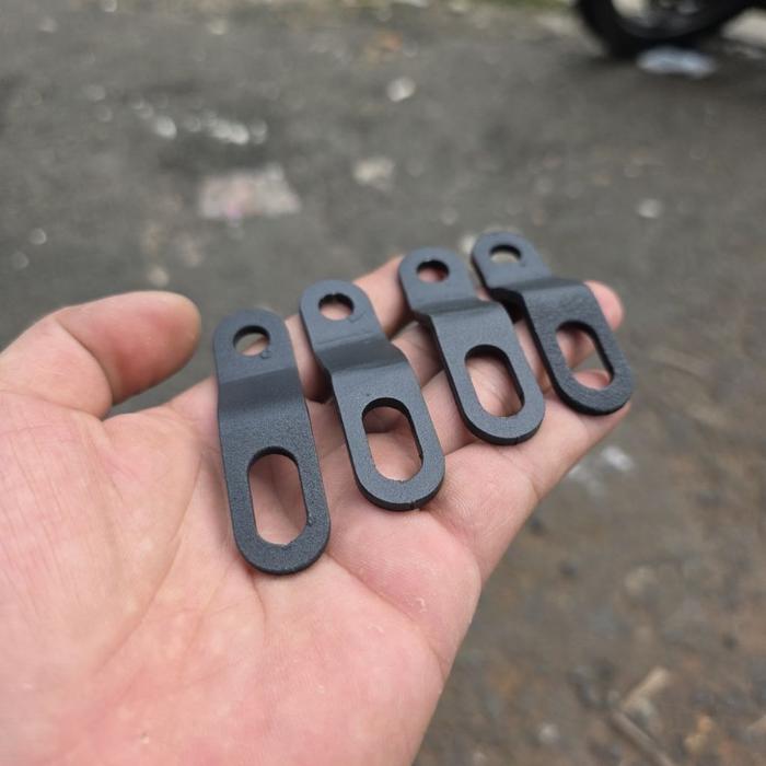 Bracket Knalpot AHM VND APIDO Yamaha F1zr Fiz Force 1/NINJA DLL UNIVERSAL
