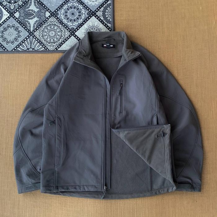 jaket Kirkland Softshell size L (seperti baru) 100% original 310726Y
