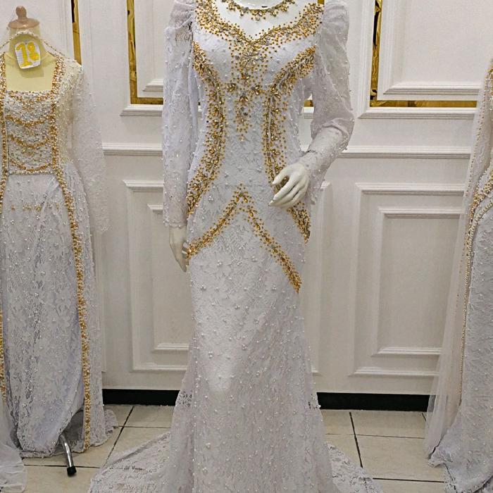 Kebaya pengantin warna putih bersih kebaya rok dalam jubah slyer kepala dan beskap paket kumplit ia