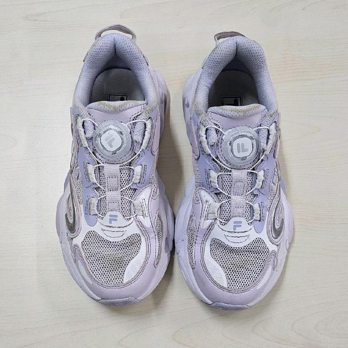 Fila Kids Shoes Sepatu Anak PRELOVED ORIGINAL BOA lace system Size 2.5K 34EU Kondisi 90%