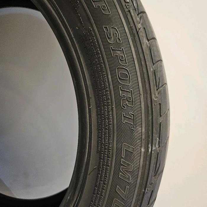 Ban Mobil Dunlop SP Sport LM704 235 50 R18
