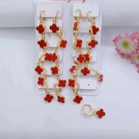anting keloper merah, elegan