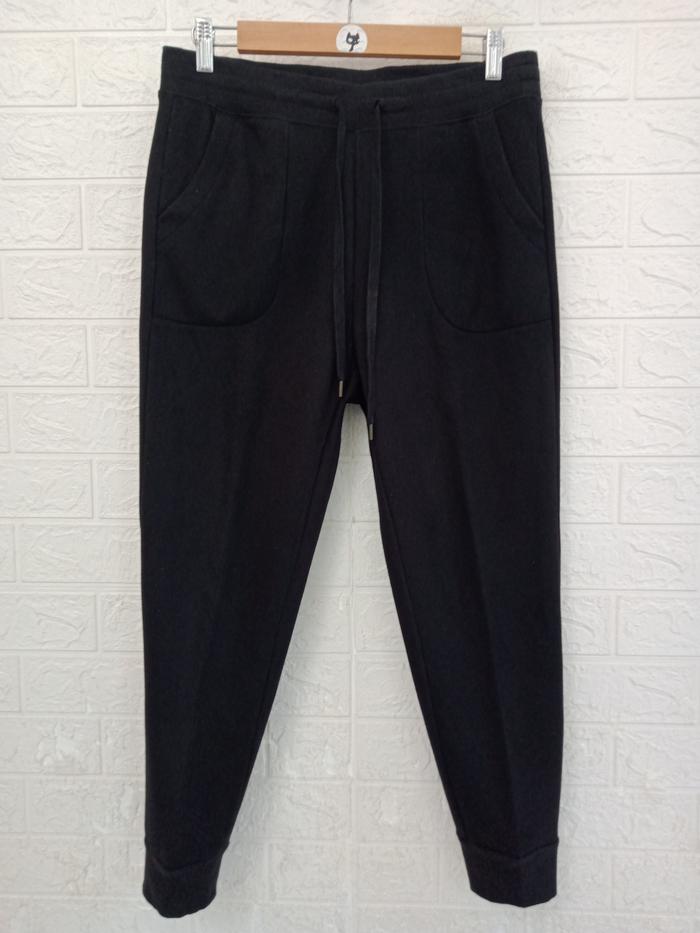 UNIQLO Celana Sweat Ezy Jogger Pants UNIQ 84-92cm Original Preloved Black C-526 Bahan Lembut Nyaman 