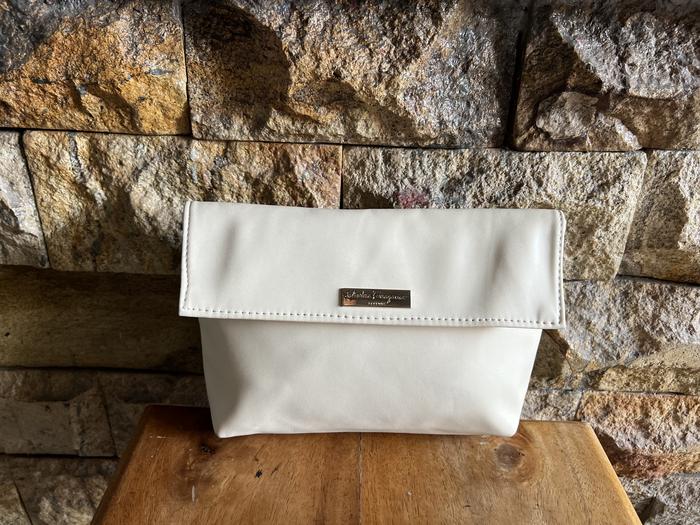 tas Salvatore feragamo pouch