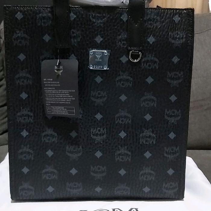 Tas Wanita MCM Aren Hitam Medium Shoulder bag Selempang