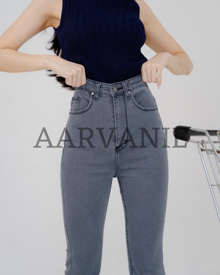 [AARVANIE FASHION] Celana Jeans Wanita Praha Cutbray Light Grey