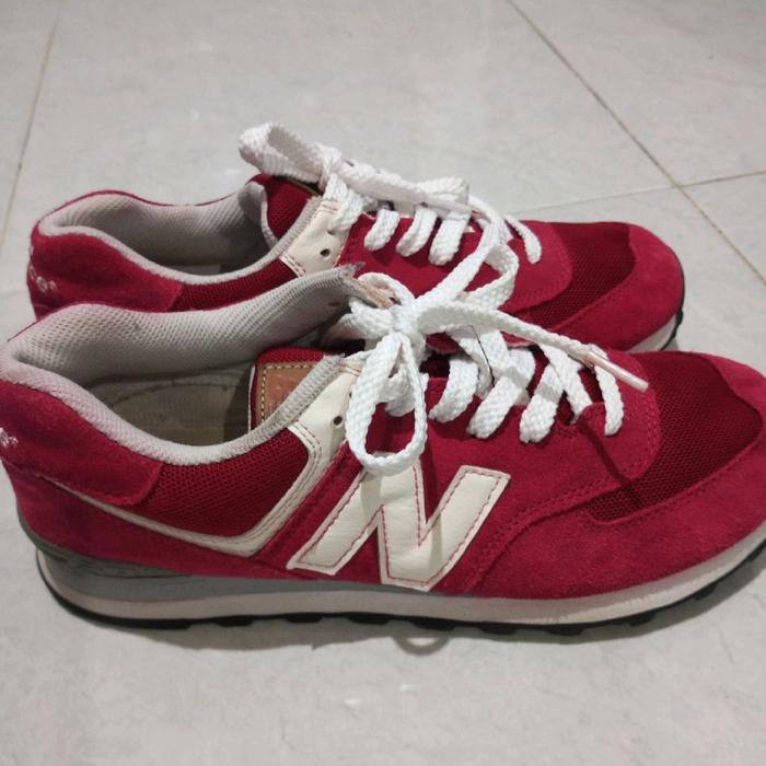 Sepatu Branded NB 574 Merah Sport Size 42 (Second)