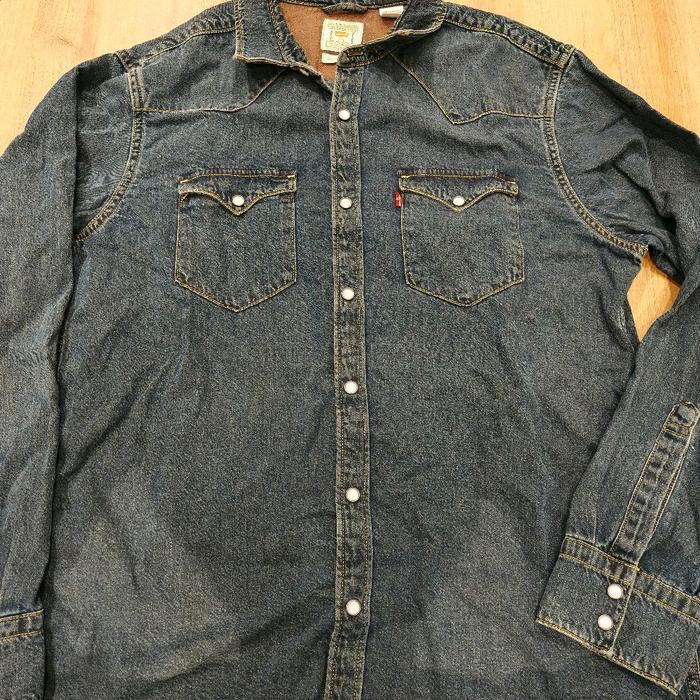 kemeja Hem baju Jeans Pria Levis Navy Blue Original Size L