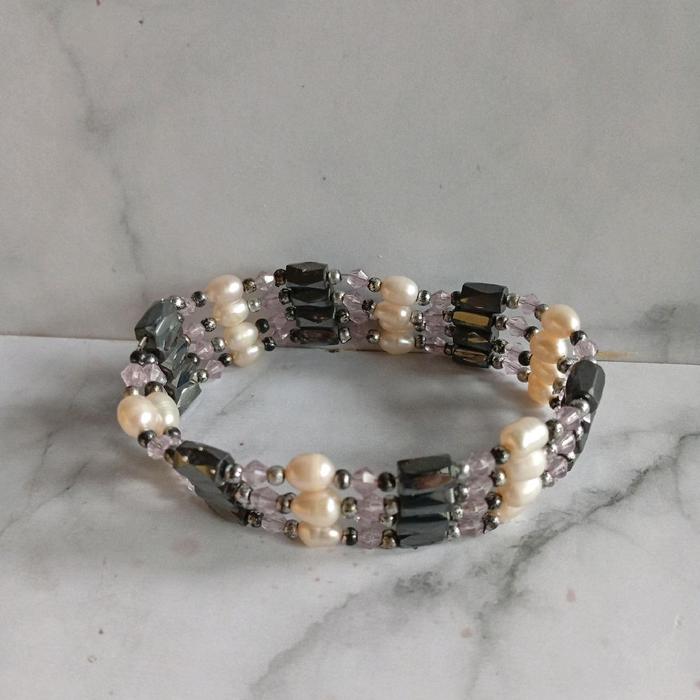gelang cantik bahan magnet jaman dulu
