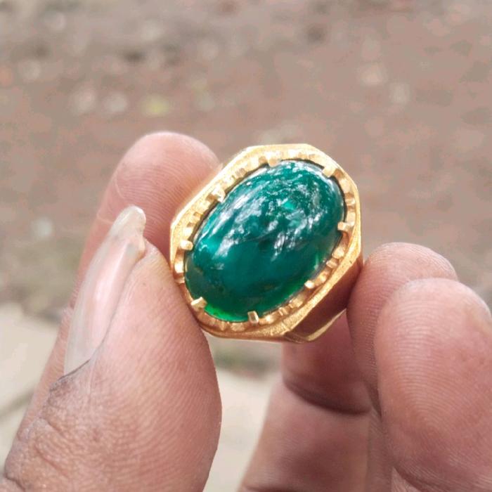 Batu cincin bacan doko gulao kura warna hijau botol