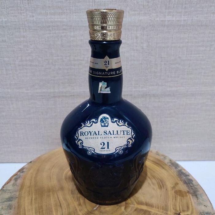 Botol kosong bekas_ROYAL SALUTE 21