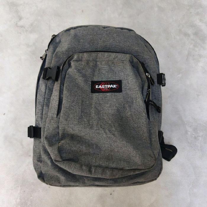 Tas ransel daypack Eastpack abu bekas