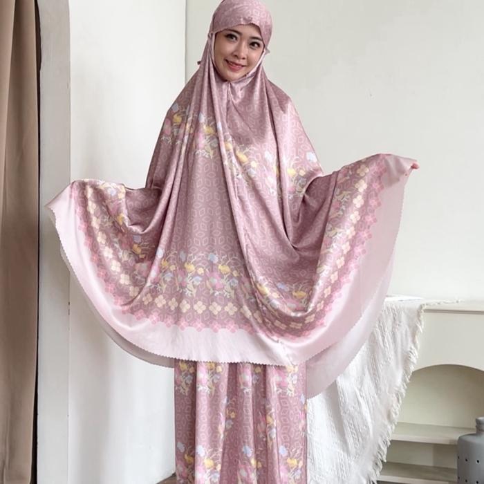 Mukena Silk Bunga Lagosi Dewasa